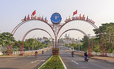 CỔNG CHÀO 8